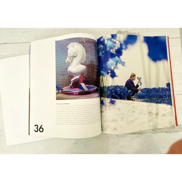 Louis Vuitton THE BOOK No. 14 Catalog Magazine 2022 March + Holidays Price List - Picture 9 of 11